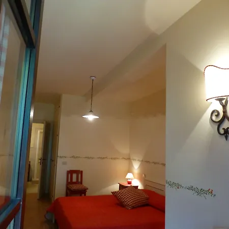 Alojamento de Acomodação e Pequeno-almoço Assisi Dal Poggio 3*