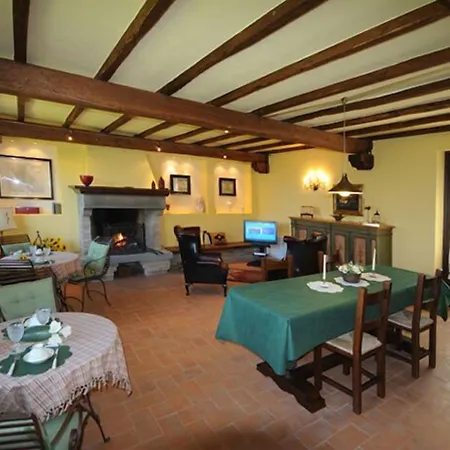 Assisi Dal Poggio Bed & Breakfast 3*
